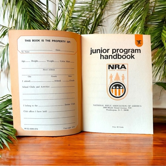 VINTAGE 1971 NRA Junior Program Handbook - Softcover - Picture 3 of 9